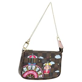 LOUIS VUITTON Damier Vivienne Mini Pochette Accessoires N60402 LV