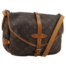 LOUIS VUITTON Monogram Saumur 30 Shoulder Bag M42256 LV