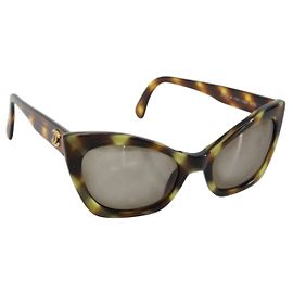 CHANEL Sonnenbrille Kunststoff Braun CC