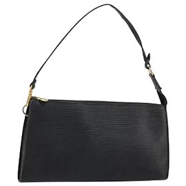 LOUIS VUITTON Epi Pochette Accessoires Pouch Black M52982 LV