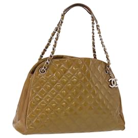 CHANEL Matelasse Chain Shoulder Bag Patent leather Black Gold CC