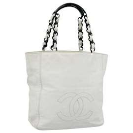CHANEL Bolsa Tote com Corrente em Pele de Cordeiro Branca CC