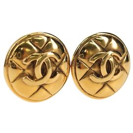CHANEL Earring metal Gold Tone CC