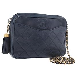 CHANEL Bolso de hombro Matelassé con cadena Lamb Skin Navy Gold CC