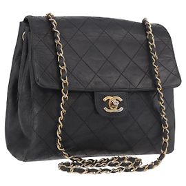 CHANEL Matelassé Schultertasche mit Kette Leder Schwarz Gold CC