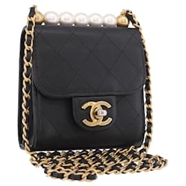 Borsa a tracolla CHANEL Matelassé con catena, in pelle di agnello, nera e oro, con logo CC, 187256SAM