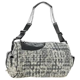 CHANEL Camelia 2.55 Bolsa de Ombro com Corrente em Tweed de Lã Branco Preto CC