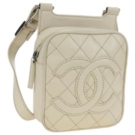 CHANEL Matelasse Shoulder Bag Caviar Skin Ivory Gold CC