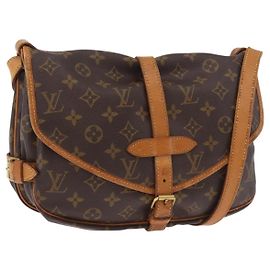 LOUIS VUITTON Monogram Saumur 30 Shoulder Bag M42256 LV