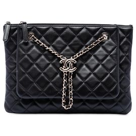 Borsa crossbody Chanel CC trapuntata in pelle d'agnello nera con doppia zip