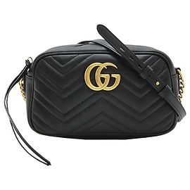 Borsa a tracolla Gucci Small GG Marmont Matelasse in pelle di vitello nera