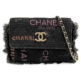Chanel Mood Clutch aus schwarzem Denim mit Fransen und Kette