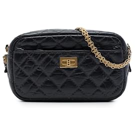 Chanel Reissue Camera Bag Mini aus gestepptem schwarzem gealterten Kalbsleder