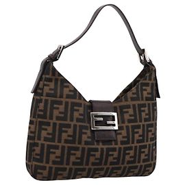 Borsa a tracolla FENDI Zucca Canvas Mamma Baguette Marrone Nero Auth 198708V