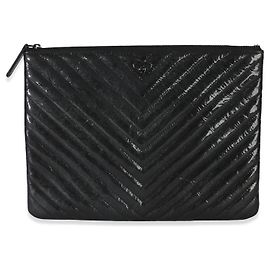 Chanel Black Crinkled Patent Calfskin Chevron Medium O Case