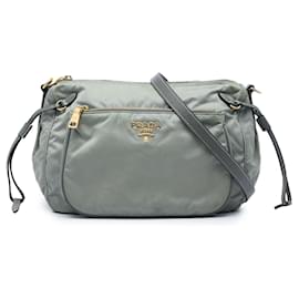 Borsa a tracolla Prada in Tessuto con rifiniture in Saffiano grigio e chiusura a zip