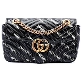 Borsa a tracolla Gucci Black Balenciaga The Hacker Project Medium GG Marmont Matelasse Leather