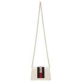 Borsa a tracolla Gucci Mini Sylvie Vintage Web con catena in pelle bianca