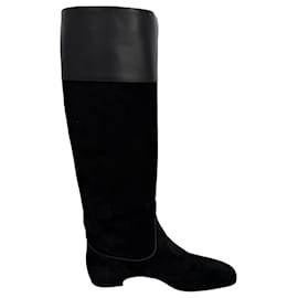 Botas altas de punta almendrada Roger Vivier en ante negro