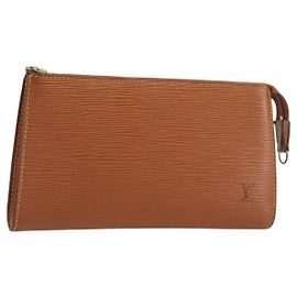 LOUIS VUITTON Epi Pochette Accessoires Pouch Zipangu Gold M52948 Auth am12356A