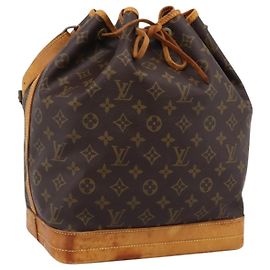 Borsa a tracolla LOUIS VUITTON Monogram Petit Noe M42226 LV Auth 197539