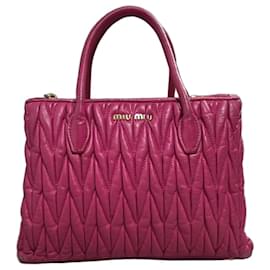 Miu Miu gesteppte Nappa-Leder Handtasche Fuchsia