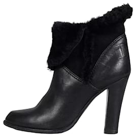 Botines de tacón en cuero negro con ribete de piel Christian Dior 38.5 De segunda mano