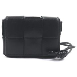 Bolsa de Ombro em Couro Maxi Intrecciato Cassette Bottega Veneta