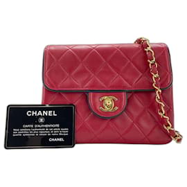Borsa a tracolla Chanel Mini Matelassé in rosso