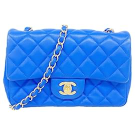 Borsa a spalla Mini Matelassé con catena Chanel