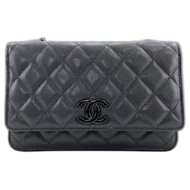 Borsa a tracolla Chanel Matelassé in nero