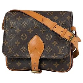 Borsa a tracolla Louis Vuitton Cartouchiere 22