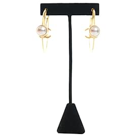 Orecchini a cerchio doppio Chanel Gold CC placcati oro con perle