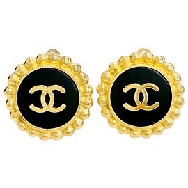 Orecchini a clip Chanel Gold CC placcati in oro e smalto