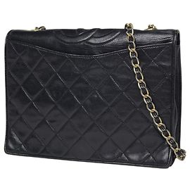 Borsa a tracolla Chanel in pelle nera