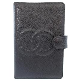 Protège-carnet Chanel en cuir caviar noir