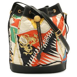 GUCCI Schultertasche aus gestepptem Nylon in Mehrfarben-Optik