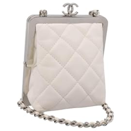 CHANEL Matelasse Chain Shoulder Pouch Lamb Skin White Silver CC Auth 197151M