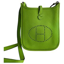 Hermès Evelyne 16 TPM Pelle Taurillon Clemence Borsa Hobo Crossbody Amazone Green