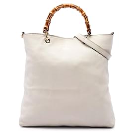 Borsa shopper Gucci in pelle di vitello bianca con manici in bambù