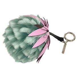 Charm in pelliccia Pom-Pom Fendi con motivo ananas