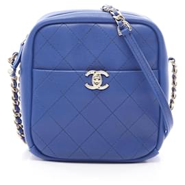 Borsa a mano Chanel Matelassé in pelle blu