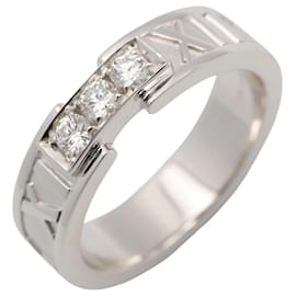 Anello Tiffany & Co. Atlas 3PD in oro bianco 18K