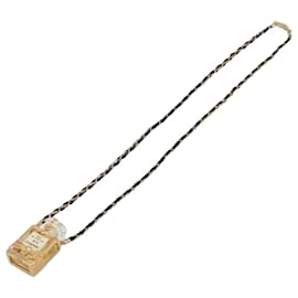 Pendente a forma di flacone di profumo Chanel CC No.5 in metallo