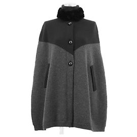 Louis Vuitton Cape aus Wolle, Kaschmir und Nerz