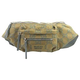 Borsetta a cintura Gucci in nylon ripstop GG marrone