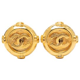 Orecchini a clip rotondi placcati oro Chanel Gold CC