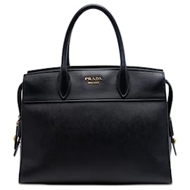Borsa Esplanade Prada in pelle Saffiano e City Calf nera