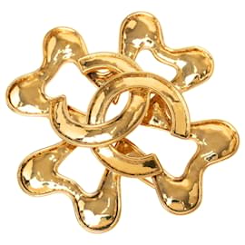 Chanel Gold CC vergoldete Kleeblatt-Brosche