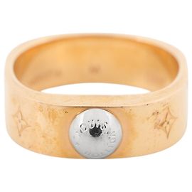 Louis Vuitton Nano Gram Ring